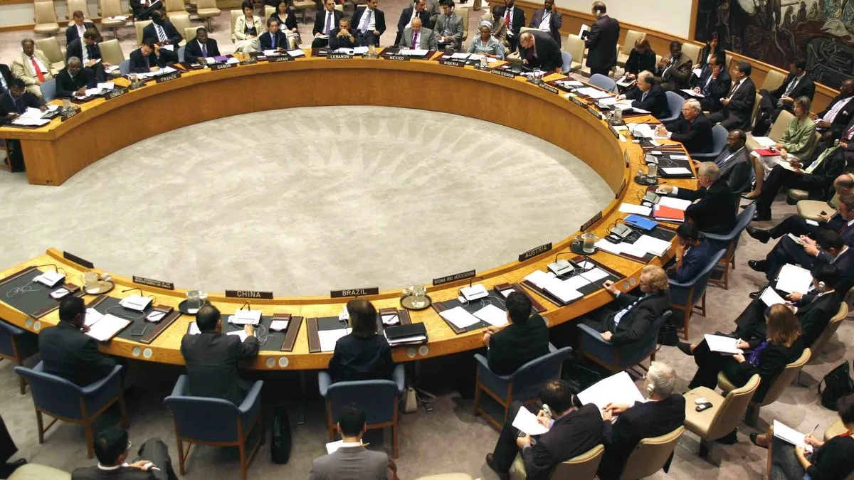 A wide view of the Security Council as it holds a meeting on the situation Somalia. UN Photo/Rick Bajornas